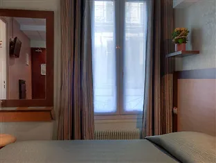 Elysée Etoile 2*