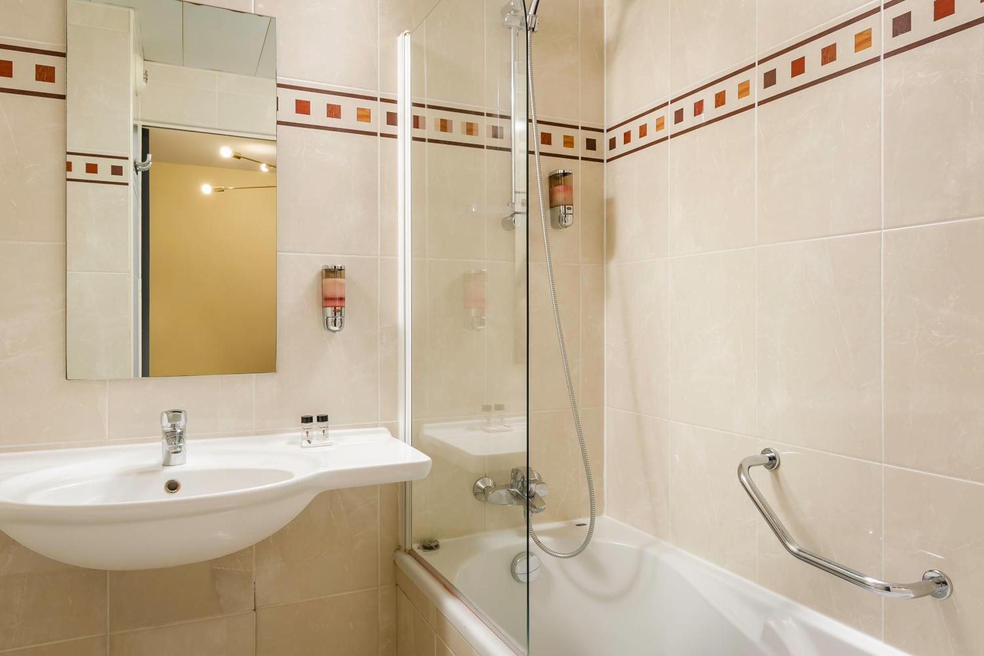 Elysée Etoile 2* Parigi